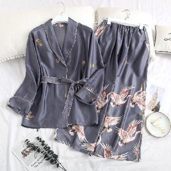 , Gray, L, Атлас, Демісезон